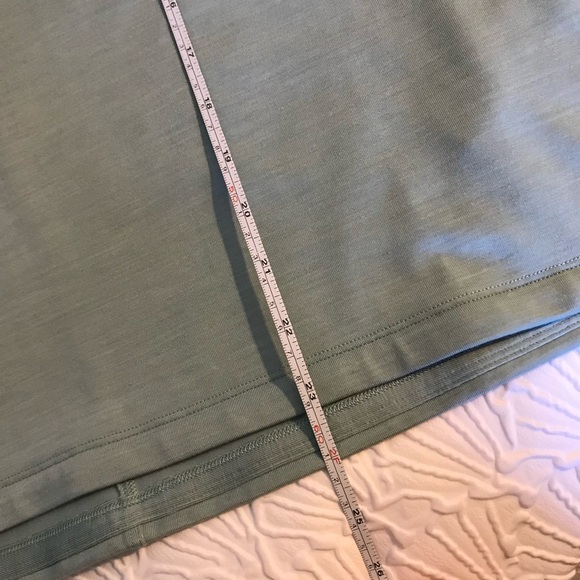 Allbirds Sage Green Quarter-Zip Top NWT - Picture 10 of 11